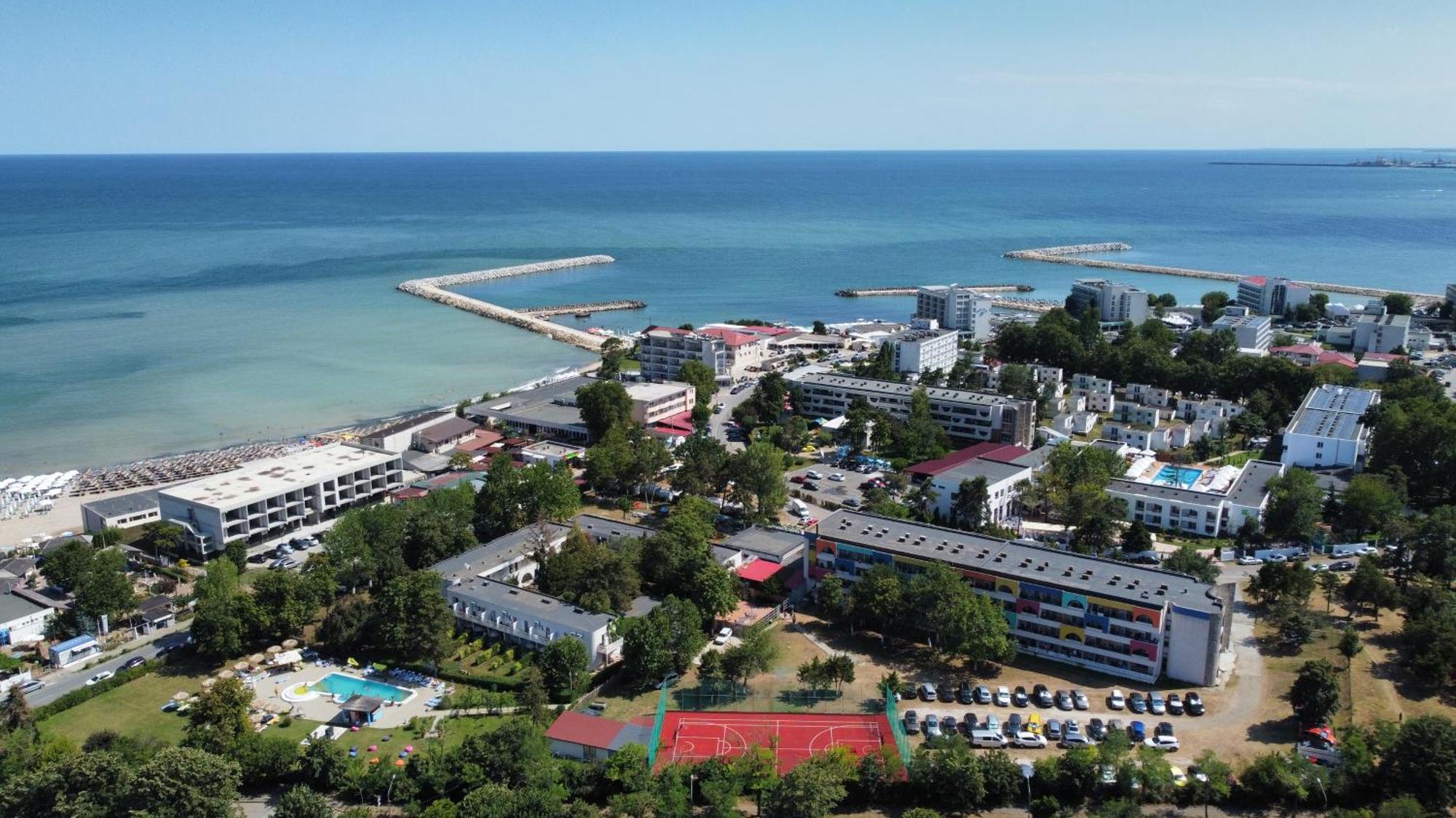 Hotel Iulia Resort Venus Eksteriør billede